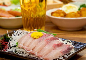 佐賀ふもと赤鶏酒場 髙しな